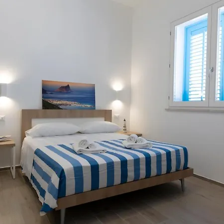 Aparthotel Tenuta Pezzeselle - *