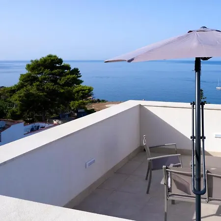 Tenuta Pezzeselle - Aparthotel Marettimo